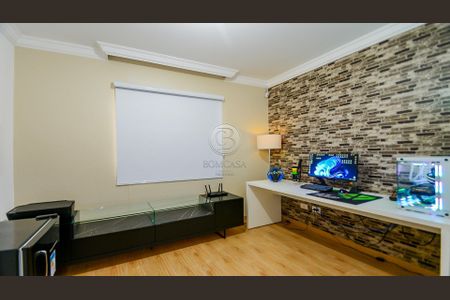 5_photo/94dce34c1f.f0ecc906b832f777-ATLAS-0a4d3c12-c43d-4c27-949a-edd7aee7fee1.jpg de casa à venda com 3 quartos, 144m² em Novo Mundo, Curitiba