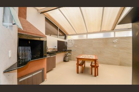 10_photo/94dce34c1f.f0ecc906b832f777-ATLAS-bd08631f-896f-4ffe-a6a5-709e31fd5adf.jpg de casa à venda com 3 quartos, 144m² em Novo Mundo, Curitiba