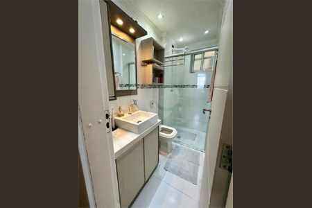 2_photo/94dce34d59.d840f4bff4555a35-ATLAS-613b48c5-81fc-49ac-9d03-3fe1ec3a2e82.jpg de apartamento à venda com 3 quartos, 59m² em Novo Mundo, Curitiba