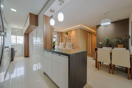 4_photo/94dce34d6f.98b786fcccf577ad-ATLAS-bd67df11-8601-4897-942e-7dd86ad95c47.jpg de apartamento à venda com 3 quartos, 78m² em Novo Mundo, Curitiba