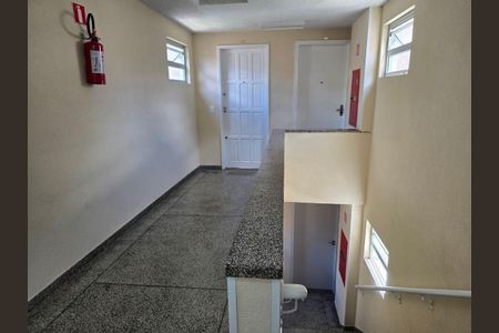 5_photo/94dce34d7d.23351eba74f1df34-ATLAS-71a77e9a-6175-4379-81e3-e997cd22c29b.jpg de apartamento à venda com 2 quartos, 44m² em Novo Mundo, Curitiba