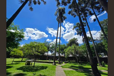 8_photo/94dce34d7d.23351eba74f1df34-ATLAS-8d992912-cb71-40b1-beb1-aaf76d095805.jpg de apartamento à venda com 2 quartos, 44m² em Novo Mundo, Curitiba