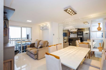 2_photo/94dce34d85.00619016c09c5033-ATLAS-cbe3a870-8b29-48d3-a96f-3fe95ccff95e.jpg de apartamento para alugar com 2 quartos, 59m² em Novo Mundo, Curitiba