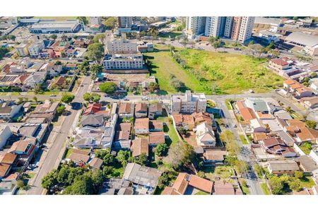 2_photo/94dce34dad.c4d9960d4e7c8e66-ATLAS-1c80a980-42f4-4998-910d-352d219c1f28.jpg de casa à venda com 2 quartos, 1429m² em Novo Mundo, Curitiba