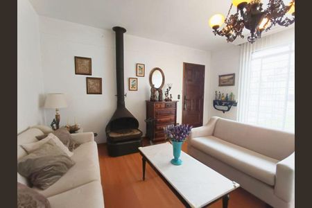 7_photo/94dce34e3f.1ce925fccf6b47b5-ATLAS-4ba308d9-2dfd-4d3f-823e-febf5cb85999.jpg de casa à venda com 3 quartos, 147m² em Novo Mundo, Curitiba