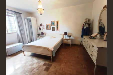 11_photo/94dce34e3f.1ce925fccf6b47b5-ATLAS-7d9e50d2-7af4-40b3-8a51-bbb93f4e158b.jpg de casa à venda com 3 quartos, 147m² em Novo Mundo, Curitiba