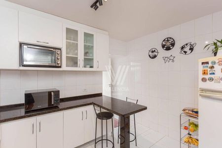 9_photo/94dce34e51.94eccd8fc9add72f-ATLAS-708aac23-cf12-4e19-9caa-36e476b91bd8.jpg de casa à venda com 3 quartos, 181m² em Novo Mundo, Curitiba