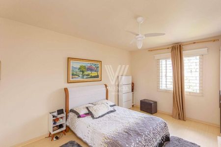 13_photo/94dce34e51.94eccd8fc9add72f-ATLAS-df1b526b-c663-42f2-bafb-62243c3d241e.jpg de casa à venda com 3 quartos, 181m² em Novo Mundo, Curitiba