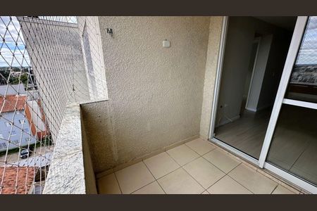 18_photo/94dce34eb9.ab7d8202a19c7ff1-ATLAS-3056afcb-e298-4c13-8262-e56a49df6c6b.jpg de apartamento para alugar com 2 quartos, 58m² em Novo Mundo, Curitiba