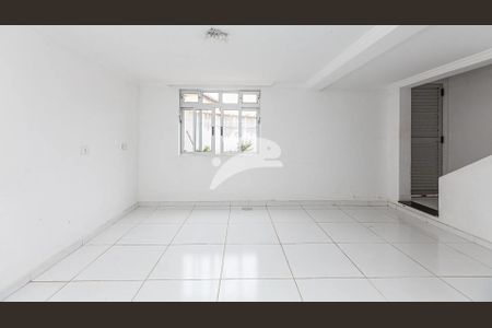 11_photo/94dce34edf.e1def13820b9d8cc-ATLAS-0f768f4d-b59d-4a7d-af7f-cd24e42c7d1c.jpg de casa à venda com 3 quartos, 250m² em Novo Mundo, Curitiba