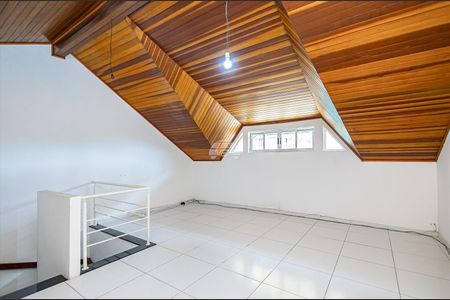 27_photo/94dce34ee1.10655cb5bd00a8f7-ATLAS-a9f9cec2-2cdf-472a-90c2-5bdf4502147d.jpg de casa à venda com 3 quartos, 250m² em Novo Mundo, Curitiba