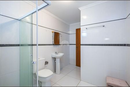 26_photo/94dce34ee1.10655cb5bd00a8f7-ATLAS-c10bdaf8-cf4a-4800-89d2-238c765c3302.jpg de casa à venda com 3 quartos, 250m² em Novo Mundo, Curitiba