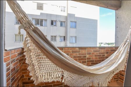 12_photo/94dce34fcf.654df58aa66cb7de-ATLAS-6a66265b-1845-4520-944d-eeaa38fa0db6.jpg de apartamento à venda com 3 quartos, 57m² em Novo Mundo, Curitiba