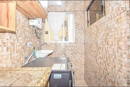 13_photo/94dce34fcf.654df58aa66cb7de-ATLAS-acba18ba-920e-4a81-9a30-73d0957f5f77.jpg de apartamento à venda com 3 quartos, 57m² em Novo Mundo, Curitiba