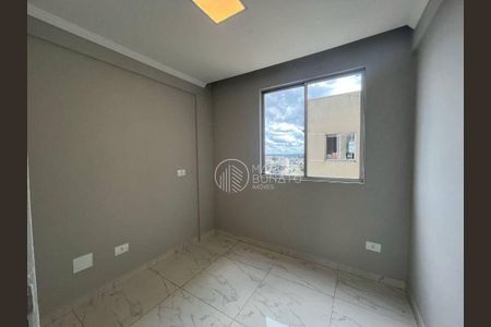 3_photo/94dce34fcf.9a9117018ef4cb2e-ATLAS-16acb29a-cfde-494f-85e0-03caa104bce7.jpg de apartamento à venda com 3 quartos, 56m² em Novo Mundo, Curitiba