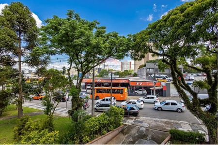 1_photo/94dce35051.f2c8c659ffa0a6bc-ATLAS-0027d800-9fce-4556-8a69-cf97aa1a8042.jpg de apartamento à venda com 3 quartos, 72m² em Novo Mundo, Curitiba