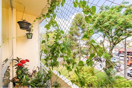 10_photo/94dce35051.f2c8c659ffa0a6bc-ATLAS-30f96f2d-7cbe-4138-8cd2-e9fb198c2a4a.jpg de apartamento à venda com 3 quartos, 72m² em Novo Mundo, Curitiba