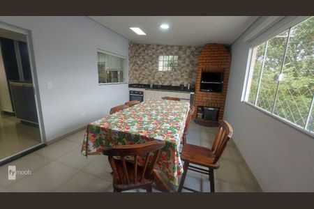 13_photo/94dce350c7.6e6544963ecf8707-ATLAS-c3edd5bb-26cd-40fd-8f17-c7df9f1d2acf.jpg de casa à venda com 3 quartos, 158m² em Novo Mundo, Curitiba