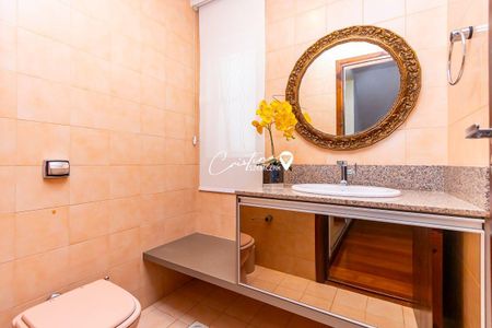 11_photo/94dce350c7.e3a954dfb45dd8a0-ATLAS-3d3194d1-1d79-4744-92bd-2676f2fe34f8.jpg de casa à venda com 4 quartos, 408m² em Novo Mundo, Curitiba