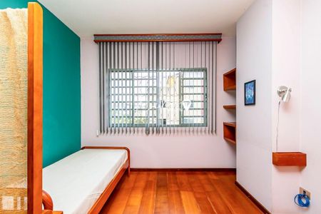 30_photo/94dce350c7.e3a954dfb45dd8a0-ATLAS-5b58c9e3-5978-41ce-9461-a9c9f314ecda.jpg de casa à venda com 4 quartos, 408m² em Novo Mundo, Curitiba