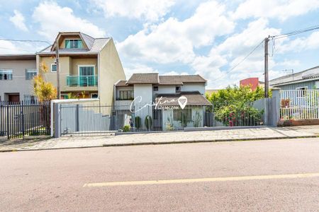 47_photo/94dce350c7.e3a954dfb45dd8a0-ATLAS-7bddced5-aada-4a9b-9e32-05882d99fd72.jpg de casa à venda com 4 quartos, 408m² em Novo Mundo, Curitiba