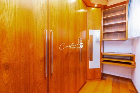 23_photo/94dce350c7.e3a954dfb45dd8a0-ATLAS-922b3a0f-9fd2-42f5-b211-7c2ff805a77d.jpg de casa à venda com 4 quartos, 408m² em Novo Mundo, Curitiba