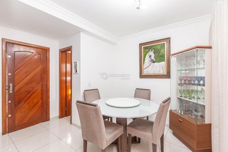 8_photo/94dce35173.41f97d5091d5e90c-ATLAS-b93c73a1-a472-4a59-bd36-978127aa3ce3.jpg de casa à venda com 3 quartos, 146m² em Novo Mundo, Curitiba