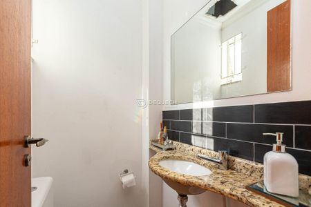 7_photo/94dce35173.41f97d5091d5e90c-ATLAS-f36cfa77-d1c3-4bb9-84a9-e372dde66063.jpg de casa à venda com 3 quartos, 146m² em Novo Mundo, Curitiba