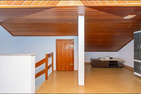 3_photo/94dce35173.8124fa5ce9c2efd6-ATLAS-741cf7fd-ce5b-49ed-bfe4-99ee350fc836.jpg de casa à venda com 3 quartos, 111m² em Novo Mundo, Curitiba