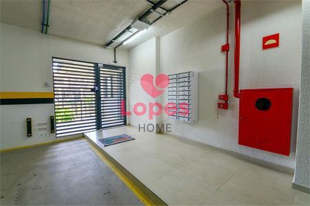 10_photo/94dce3527f.e6e1c947b02cf8fb-ATLAS-d5a1afd5-249d-4966-8518-e5ee362bd916.jpg de apartamento à venda com 3 quartos, 74m² em Novo Mundo, Curitiba