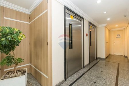 5_photo/94dce352b9.3e1b4b7d4b39a1bc-ATLAS-37522cdf-34d7-4293-8c74-008dcfae98b3.jpg de apartamento para alugar com 2 quartos, 56m² em Novo Mundo, Curitiba