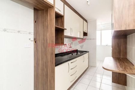 4_photo/94dce352b9.5dc6d28d10cc7d2c-ATLAS-4aa3baff-6f7e-4896-a0f4-99213786712a.jpg de apartamento à venda com 2 quartos, 56m² em Novo Mundo, Curitiba