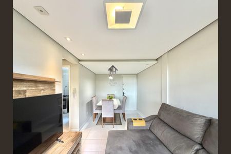 8_photo/94dce35303.ce350d20f236dc10-ATLAS-856cbb45-5f4f-4388-9a7d-c92a4abd54e6.jpg de apartamento à venda com 3 quartos, 56m² em Novo Mundo, Curitiba