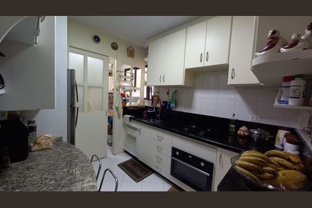 4_photo/94dce3537d.4e5e36a04a325b36-ATLAS-19d3798e-d38a-4511-a202-c670af897cc8.jpg de apartamento à venda com 3 quartos, 83m² em Novo Mundo, Curitiba