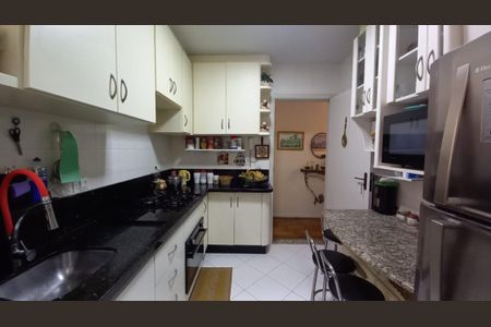 5_photo/94dce3537d.4e5e36a04a325b36-ATLAS-d10d5e53-8684-43c1-8b8e-1398f71909aa.jpg de apartamento à venda com 3 quartos, 71m² em Novo Mundo, Curitiba