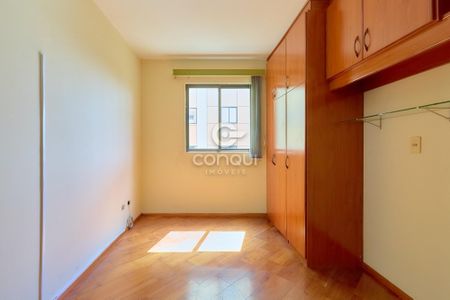 4_photo/94dce3537d.fcb2b17a10311278-ATLAS-b2b9243d-0d39-48cc-a841-1ae3863d91e5.jpg de apartamento à venda com 3 quartos, 71m² em Novo Mundo, Curitiba