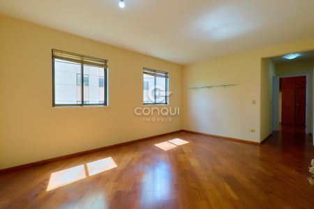 34_photo/94dce3537d.fcb2b17a10311278-ATLAS-ca8e5f0c-4697-4829-b88b-6b4262fd2c7f.jpg de apartamento à venda com 3 quartos, 71m² em Novo Mundo, Curitiba