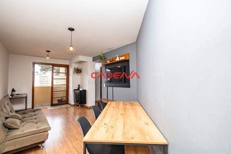 11_photo/94dce353c7.0d7cfe97fbc7837c-ATLAS-906d2d8e-900a-48fb-bb7f-fea3eb522a2d.jpg de apartamento à venda com 3 quartos, 60m² em Novo Mundo, Curitiba