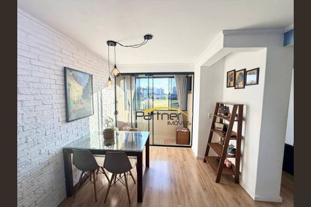 6_photo/94dce353c7.3645158f9812848b-ATLAS-3258b112-8bb4-4aaa-b1f4-55e44b032cea.jpg de apartamento à venda com 3 quartos, 79m² em Novo Mundo, Curitiba