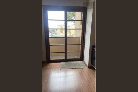 5_photo/94dce353c9.ebf3b457123369ea-ATLAS-22334f01-7b36-4a6a-a2ad-063e1ce667cf.jpg de apartamento à venda com 3 quartos, 60m² em Novo Mundo, Curitiba