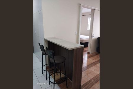 4_photo/94dce353d5.dee31103cd4595d9-ATLAS-3c05ea2f-0520-4176-b3d6-7da6192052a8.jpg de apartamento à venda com 1 quarto, 36m² em Novo Mundo, Curitiba