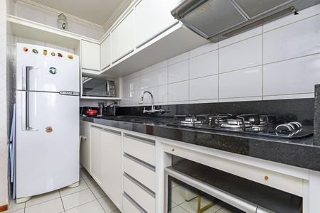 6_photo/94dce354a7.84d273d2e1abbbdc-ATLAS-da6b44fa-5f67-4b46-80e7-36a937fa4576.jpg de apartamento à venda com 2 quartos, 48m² em Capão Raso, Curitiba