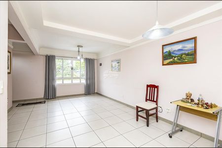 6_photo/94dce354d9.ebf876e6f5412ada-ATLAS-8f17aaac-08a6-4370-b623-52e8257fa064.jpg de casa à venda com 3 quartos, 177m² em Novo Mundo, Curitiba