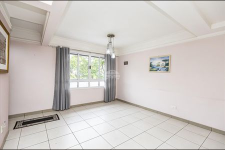 5_photo/94dce354d9.ebf876e6f5412ada-ATLAS-a8c764f5-e04e-4637-a031-bf7b68ef5926.jpg de casa à venda com 3 quartos, 177m² em Novo Mundo, Curitiba