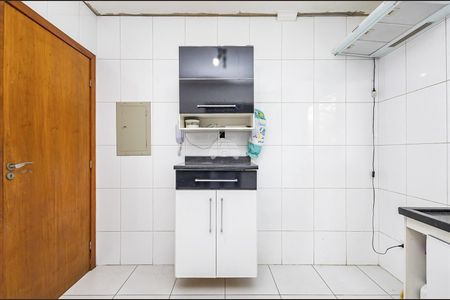 13_photo/94dce354d9.ebf876e6f5412ada-ATLAS-e6716fa1-4488-4e74-ade9-f634232dcd16.jpg de casa à venda com 3 quartos, 177m² em Novo Mundo, Curitiba