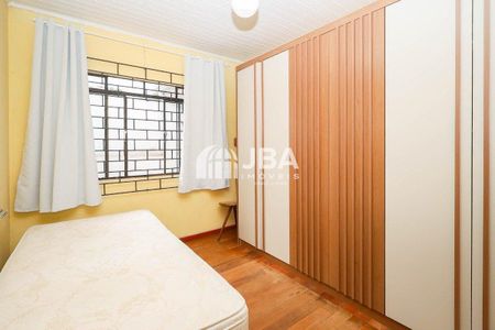 19_photo/94dce356ab.cbbfd4a03055828f-ATLAS-07841c99-0b0a-4faf-8172-b17aec3b5c3a.jpg de casa à venda com 3 quartos, 172m² em Novo Mundo, Curitiba