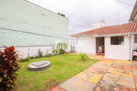 29_photo/94dce356ab.cbbfd4a03055828f-ATLAS-37afd1e6-d9c8-4774-87c0-5ce30056e1f2.jpg de casa à venda com 3 quartos, 172m² em Novo Mundo, Curitiba