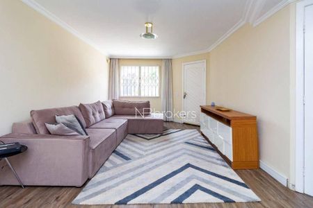 4_photo/94dce356c7.07dec894d8d8be59-ATLAS-2cca247e-82cb-495d-96a0-bc3adec4a43c.jpg de casa à venda com 3 quartos, 109m² em Novo Mundo, Curitiba