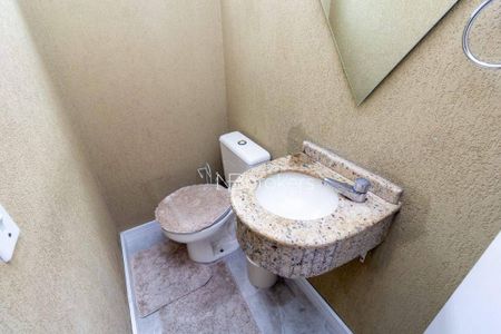 7_photo/94dce356c7.07dec894d8d8be59-ATLAS-92a36b7c-63dc-4c59-aa65-b402c73e6152.jpg de casa à venda com 3 quartos, 109m² em Novo Mundo, Curitiba