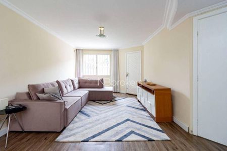 11_photo/94dce356c7.07dec894d8d8be59-ATLAS-cbeec774-5af9-485d-9ec4-34ccca9ae716.jpg de casa à venda com 3 quartos, 109m² em Novo Mundo, Curitiba